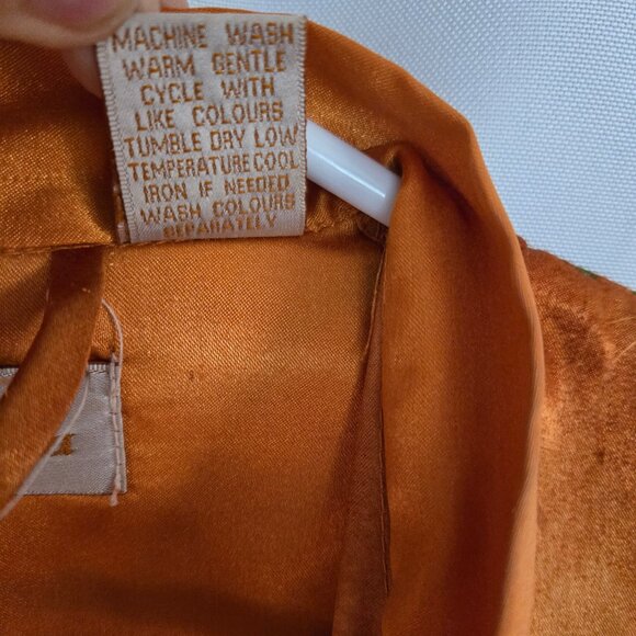 Copper colored silky robe - Picture 7 of 16